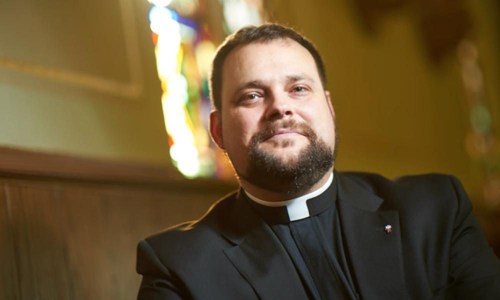 From Anglican priest to Catholic priest